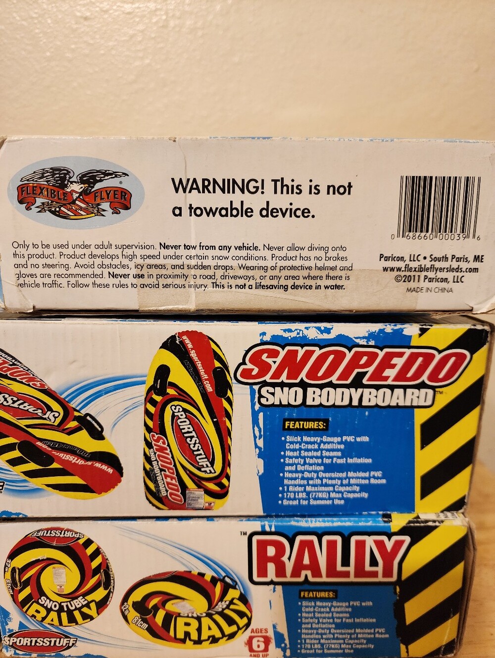 Snopedo Hot Rod Snow Bodyboard Inflateable Kids Snow Sled & Two Snow Tube Bundle - Picture 7 of 7